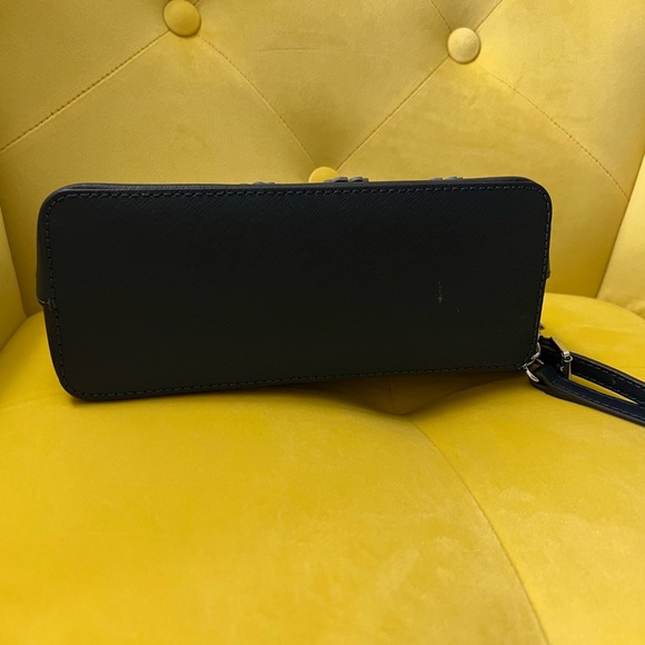 Michael kors Emmy cross body bag with matching wallet - Picture 5 of 11